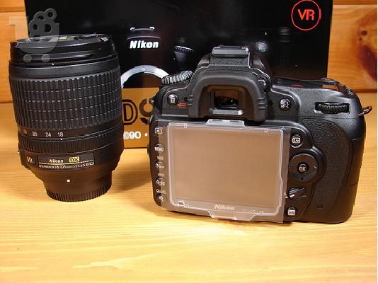 Nikon D90 Digital SLR Camera with AF-S DX 18-105mm lens